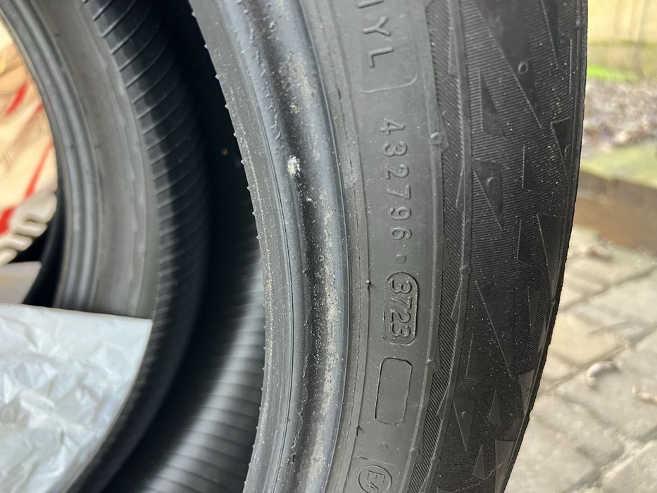 235/55 r19 nokian snowproof 2
