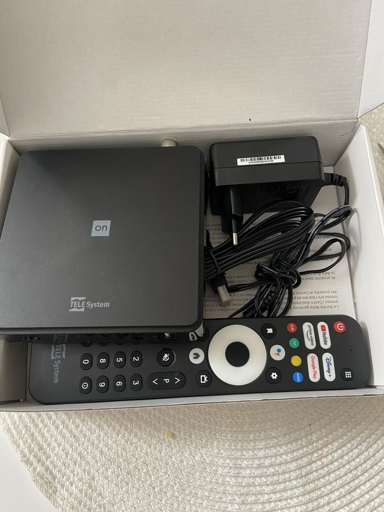 Dekoder naziemny cyfrowy Android TV Smart TV Upgrade Tuner DVB-T2 HEVC