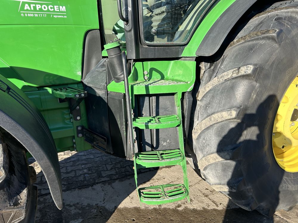Трактор John Deere 8335R 2012р