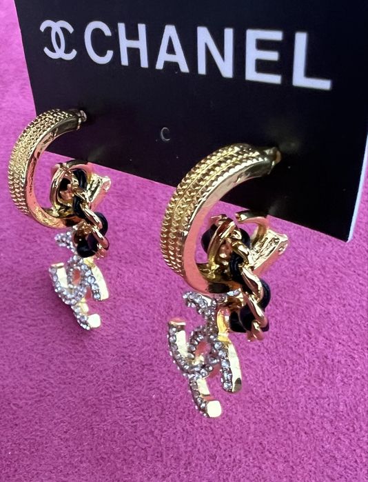 Brincis dourados muiti ekegantes