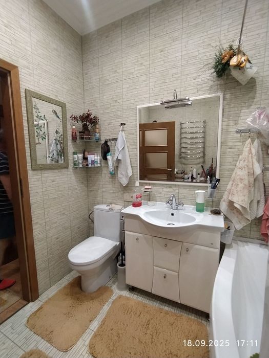 Продаж 2-кімнатної на Адміральській