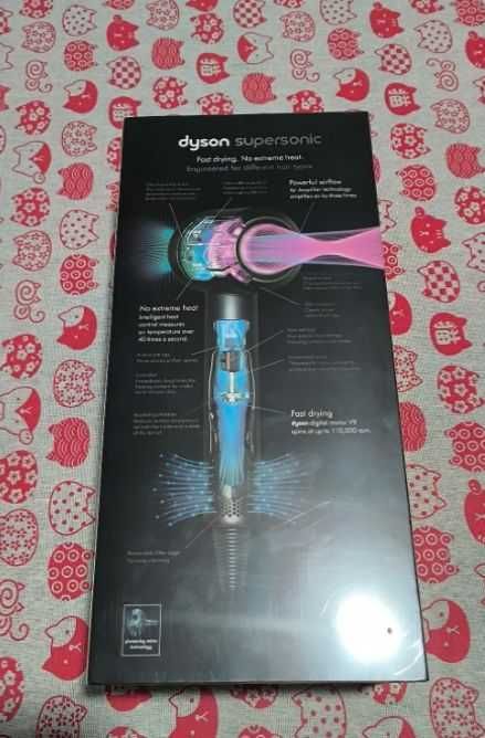 Dyson. Suszarka do włosów Supersonic HD08