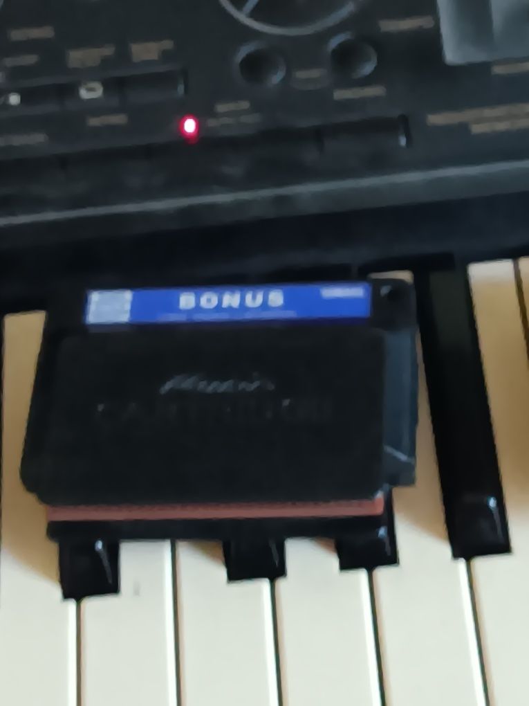 Keyboard yamaha psr 520