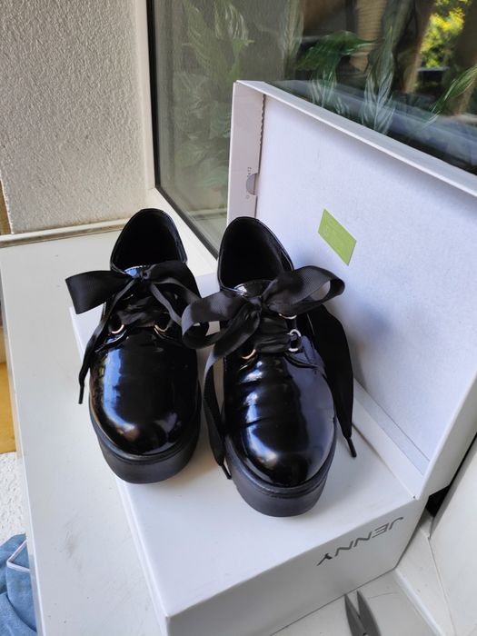 Lakierki Wojas roz 37