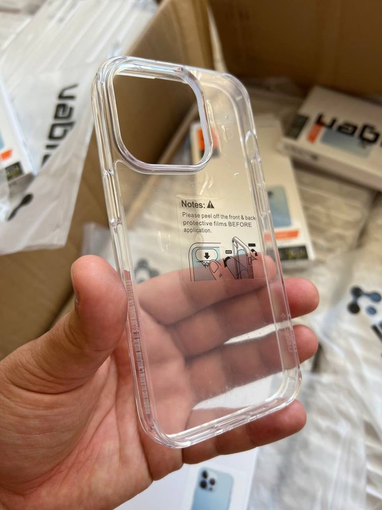 Прозорий чохол Spigen Ultra Hybrid iPhone 14