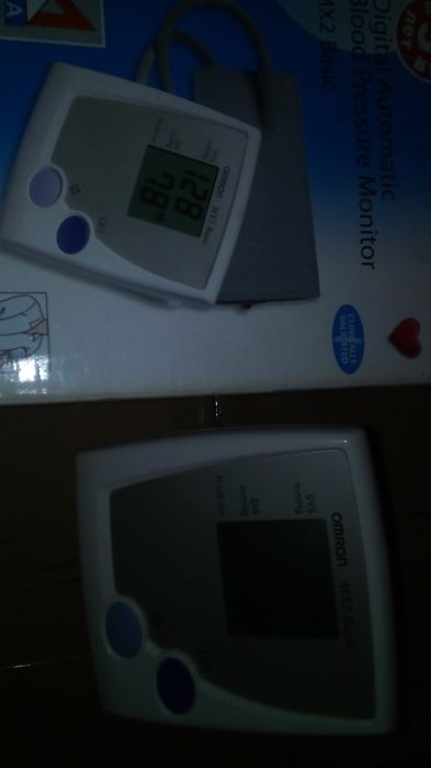 Тонометр OmronMx2 Basic непрацює