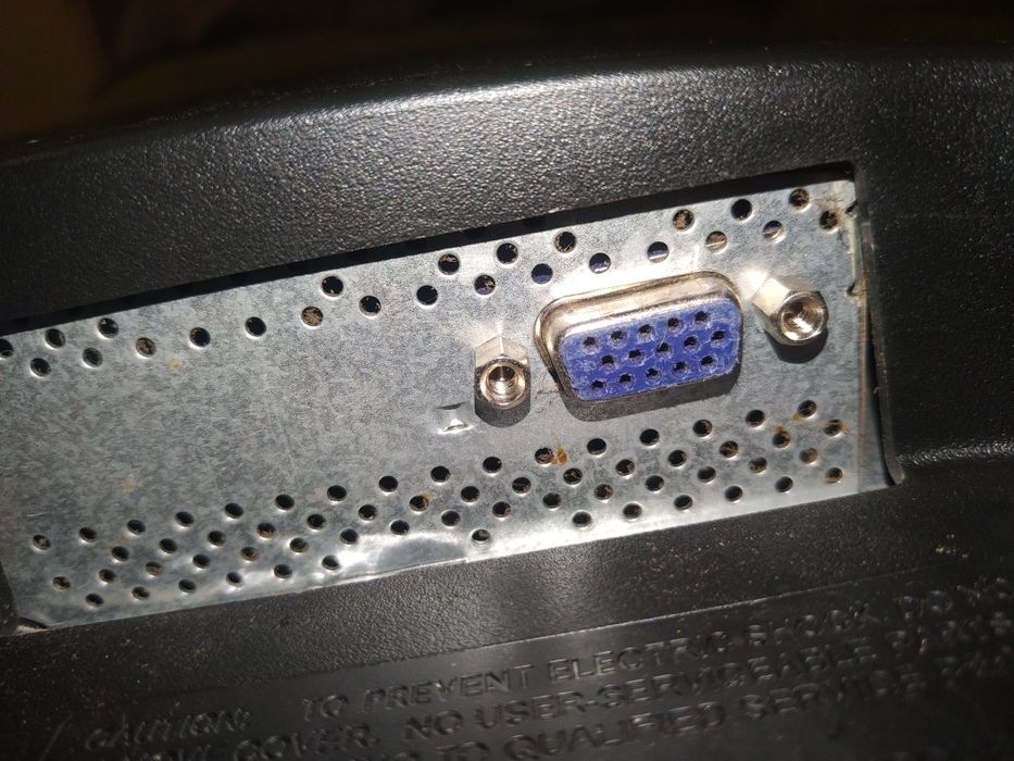 Продам монитор LG Flatron W2243S / 21.5"