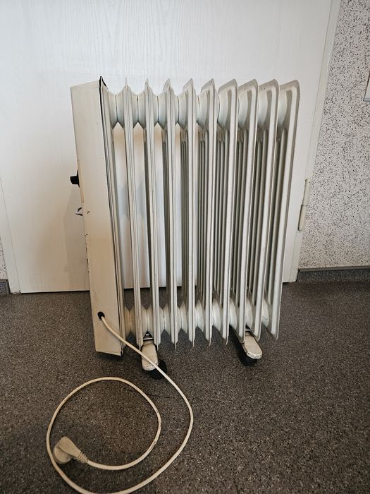 Grzejnik olejowy grzejnik wnętrzowy prl grzejnik rzeberkowy selfe