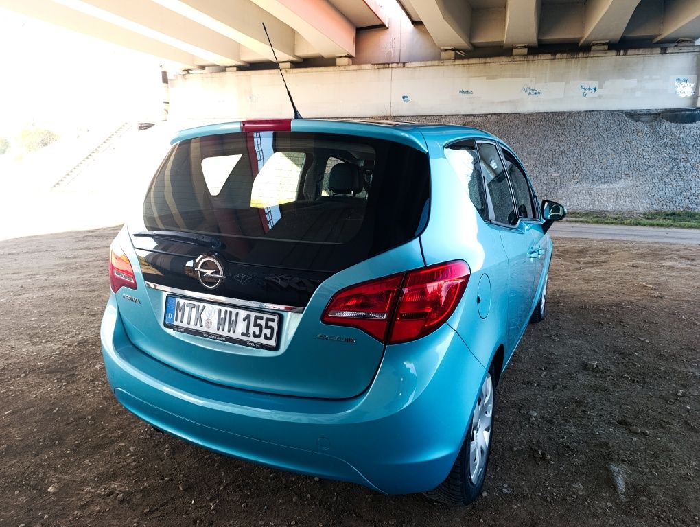 Opel Meriva B 1.4 turbo org niski prze 99tyskm Edition Niemcy panoram