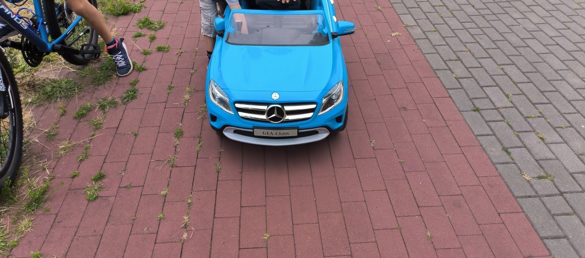 Pojazd akumulatorowy na licencji
MERCEDES GLA - CLASS