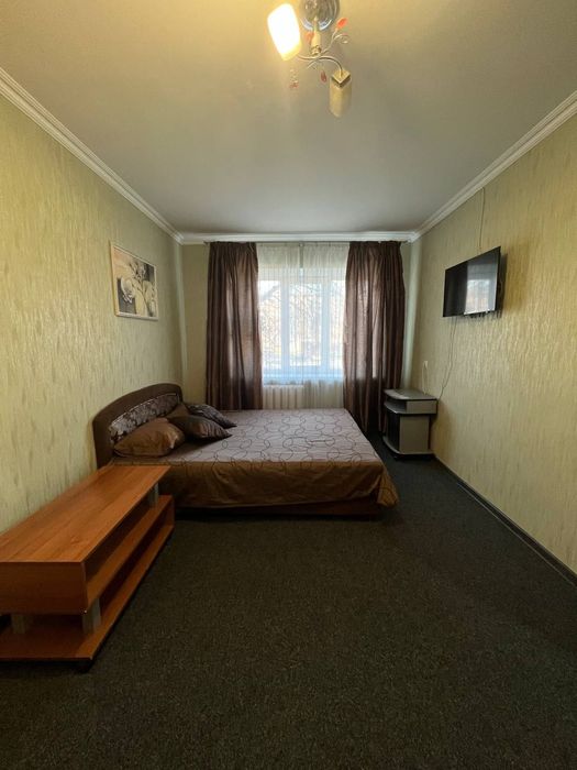 Сдам 1 к кв.-ру.на Космосе  по ул.Сытова  тц,,Варус,,