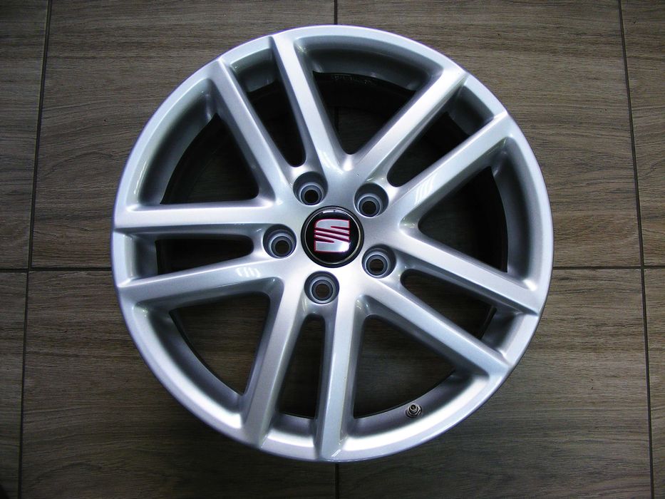 Диски R17 VW Passat Golf Touran Skoda A5 A7 Superb Seat Altea 5/112