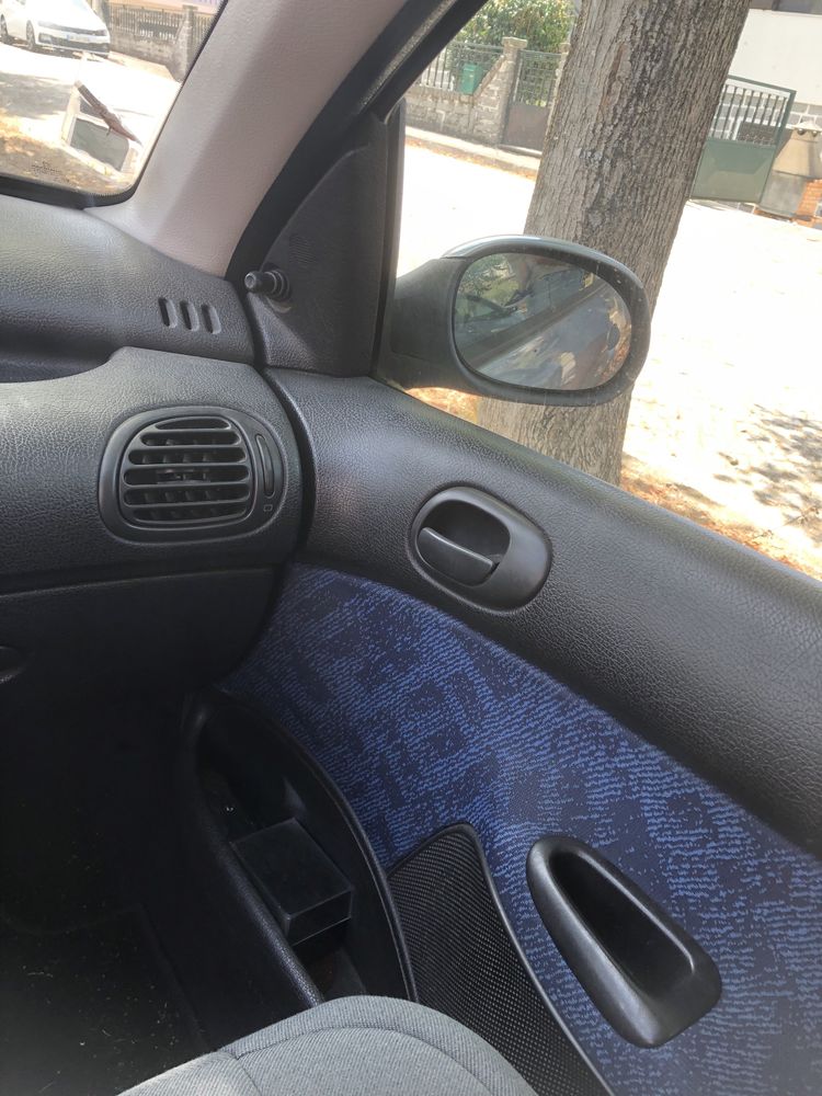 Peugeot 206 ano 2001