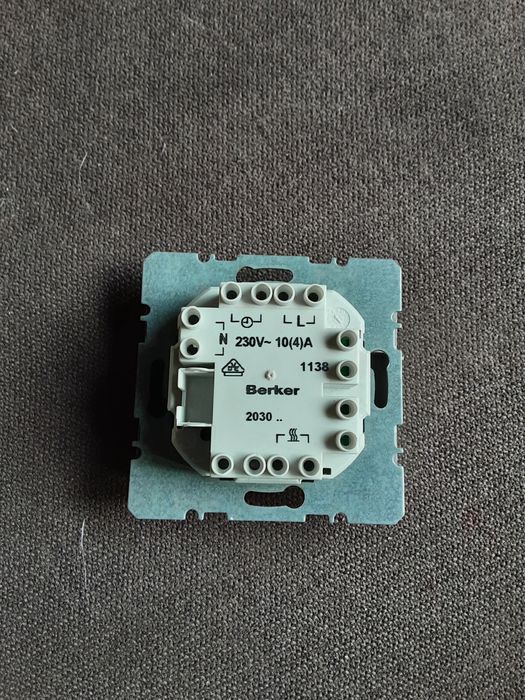 Termostat Berker 2030 Srebrny