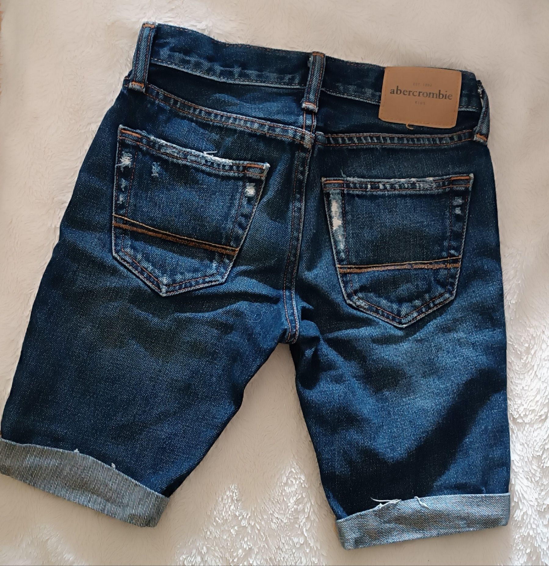 Sporty, jeansowe krótkie spodenki, 8 lat, Abercrombie kids, skinny