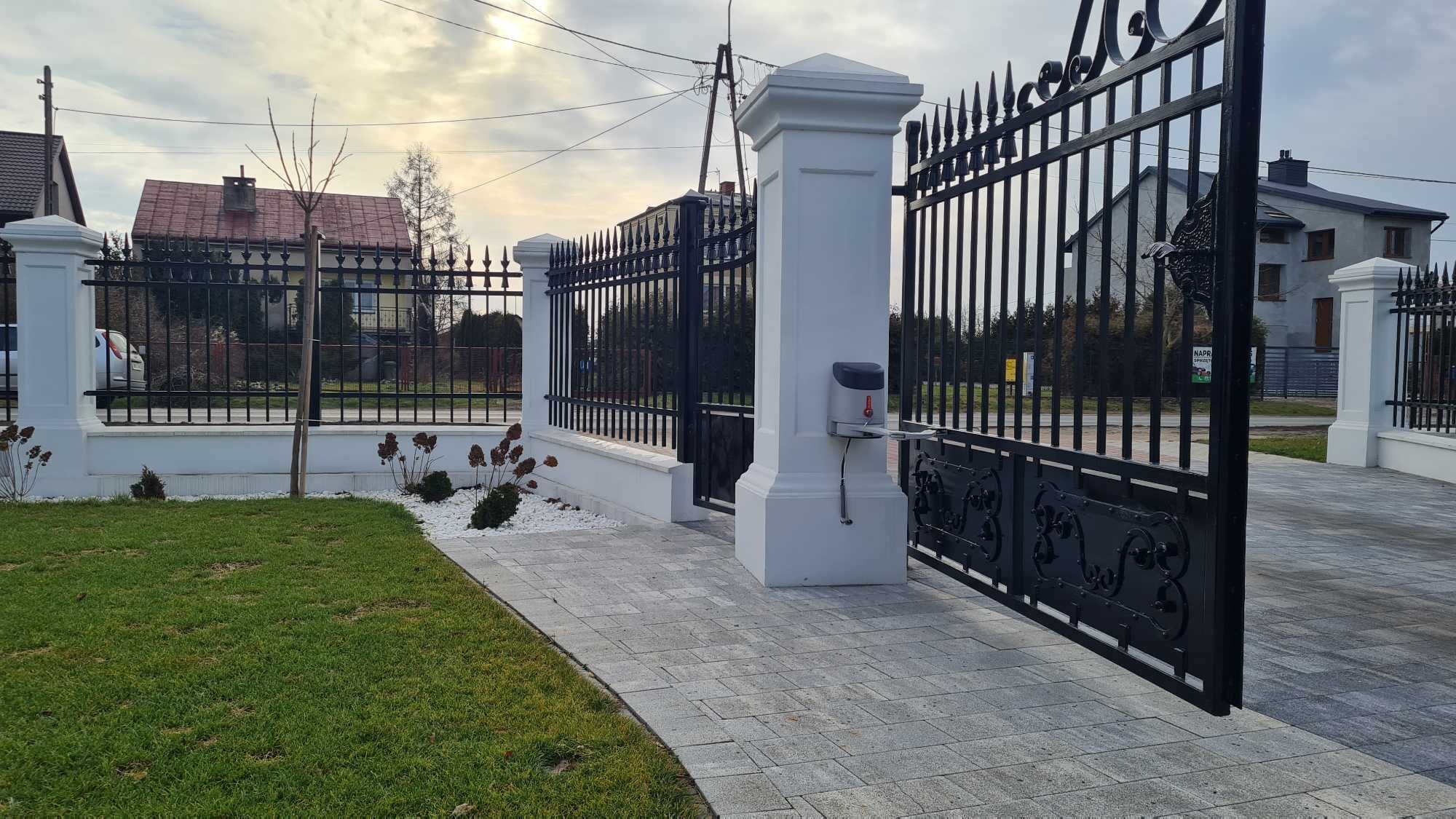 Ogrodzenia Boniowane,Słupki Dworkowe,Słup Pałacowy,Bramy,Furtki Kute