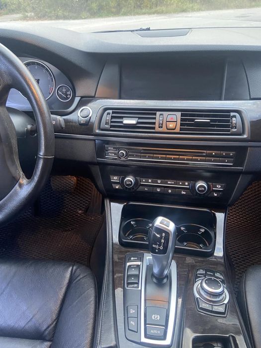 Продам БМВ Ф10 BMW F10