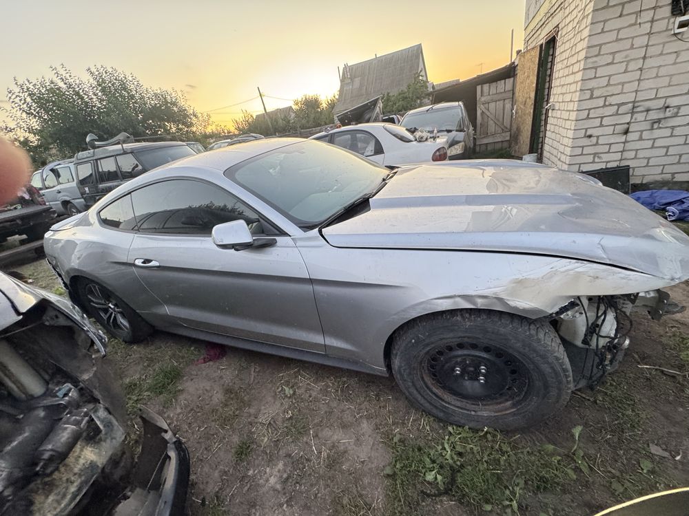 Ford mustang 2.3 2017 під проект можливий обмін