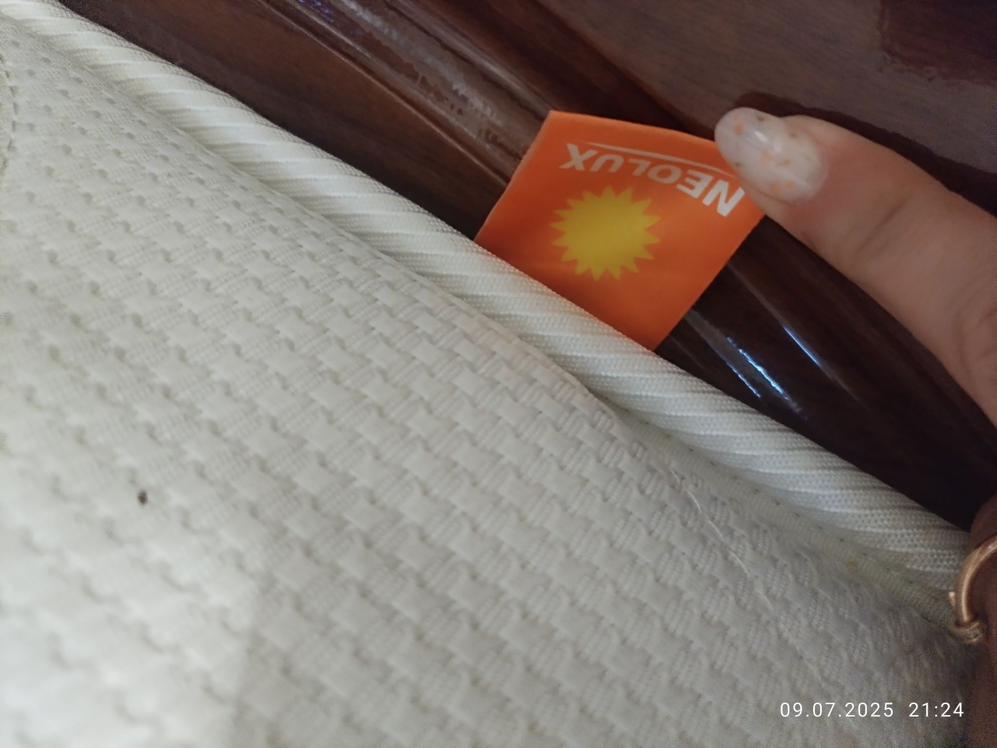 Продам односпальну кровать