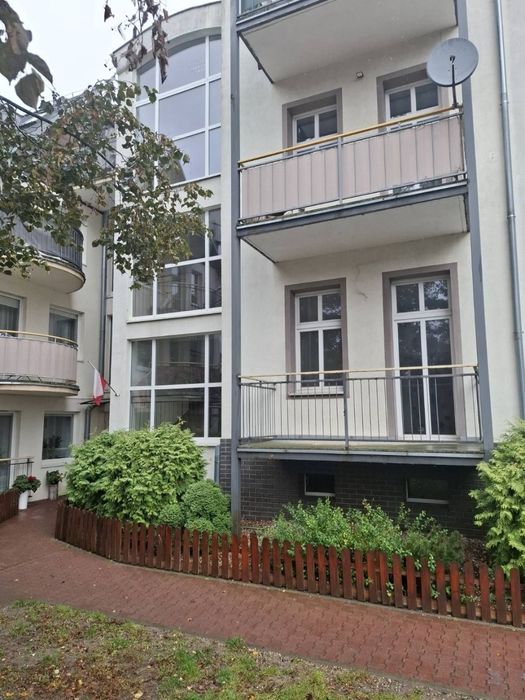 Pzytulna i komfortowa Kawalerka w centrum Obornik Śląskich 30 m