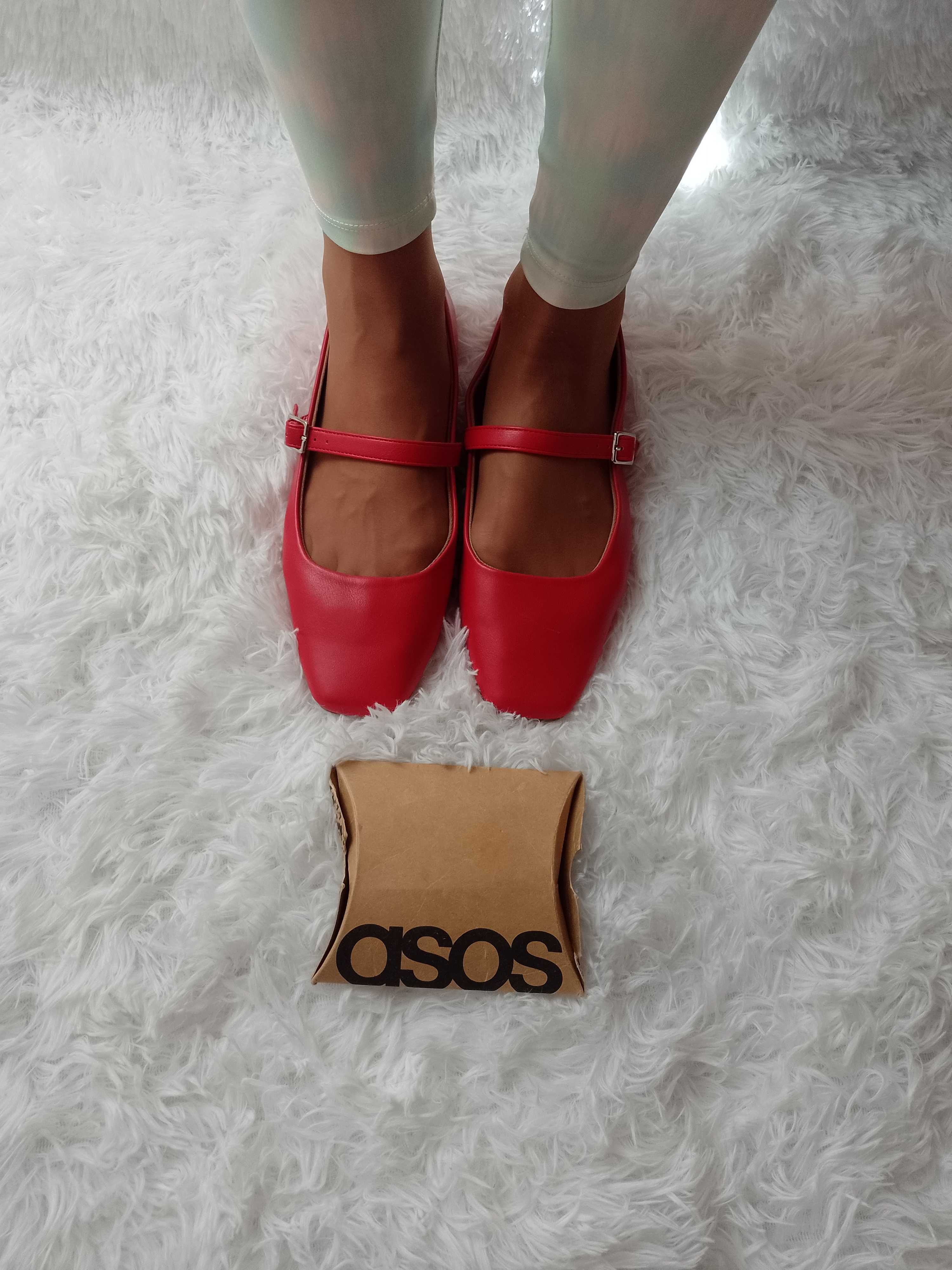 (41/42) ASOS/ czerwone baleriny z zapięciem, NOWE