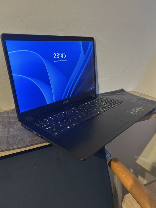 Srzedam laptop Acer N19C1 Aspire 3