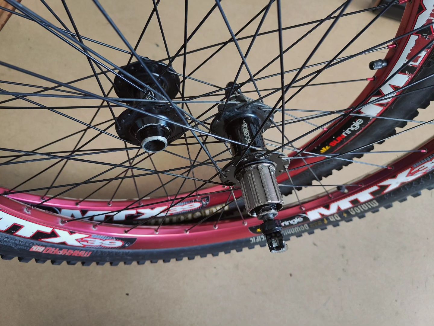 Sun Ringle MTX 39 / TATU bikes/Formula - вілсет downhill 20*110, 135*9