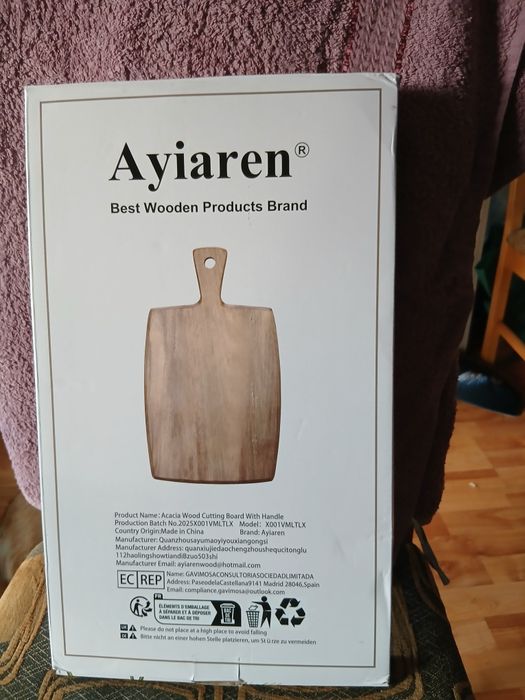 deska do krojenia z drewna akacjowego z uchwytem, drewniana deska