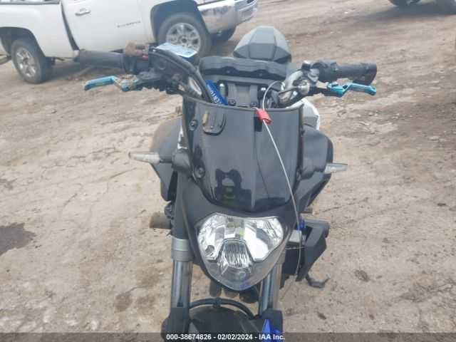 Yamaha FZ07 2016