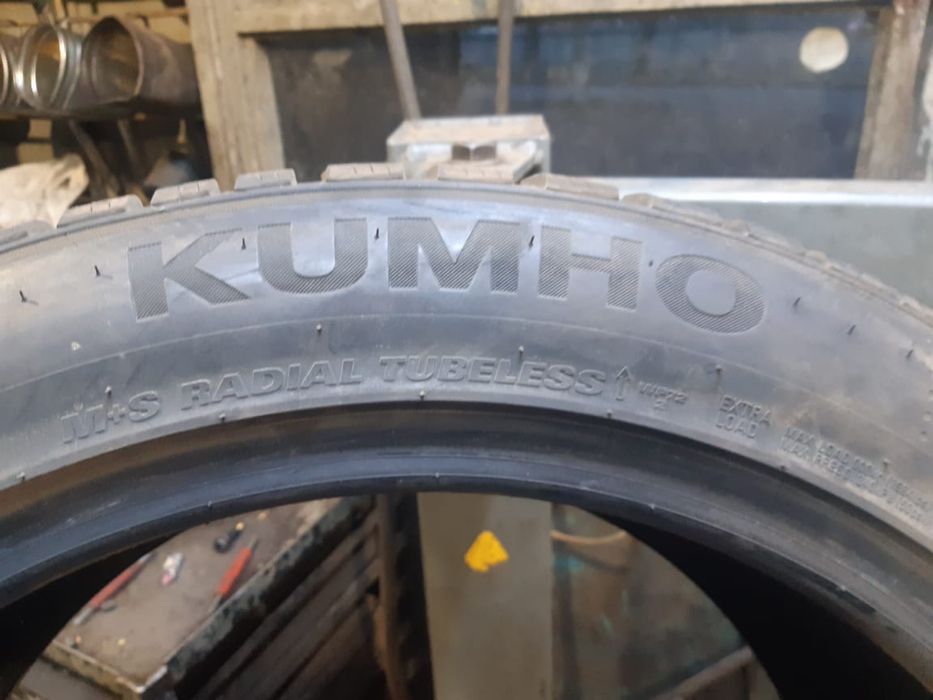 Зимняя резина Kumho 255/55/19 9мм