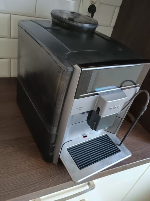 Ekspres ciśnieniowy do kawy SIEMENS s100