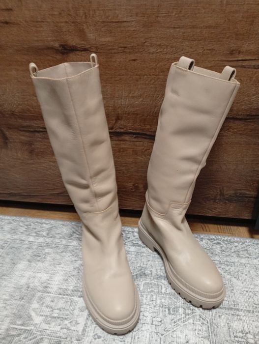 Продам демісезоні чоботи 39 розміру