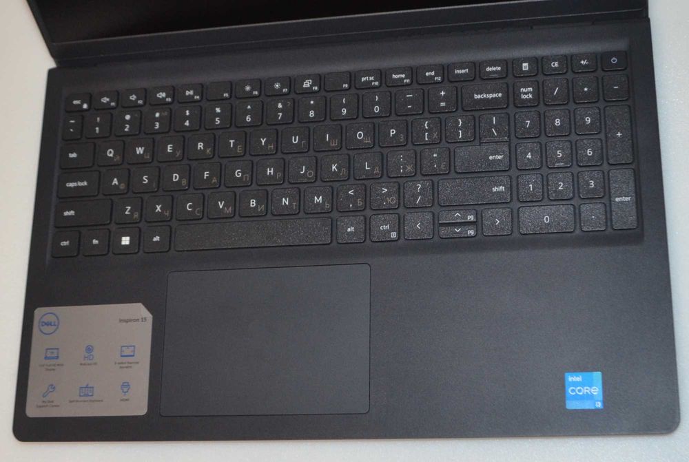Dell Inspiron 15 3520 \120Hz IPS\ 6х8 I3-1215U\ 8Gb\SSD 256Gb\2024 рік