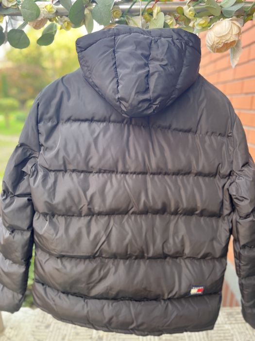 Чоловіча зимова куртка Tommy Hilfiger, чорна