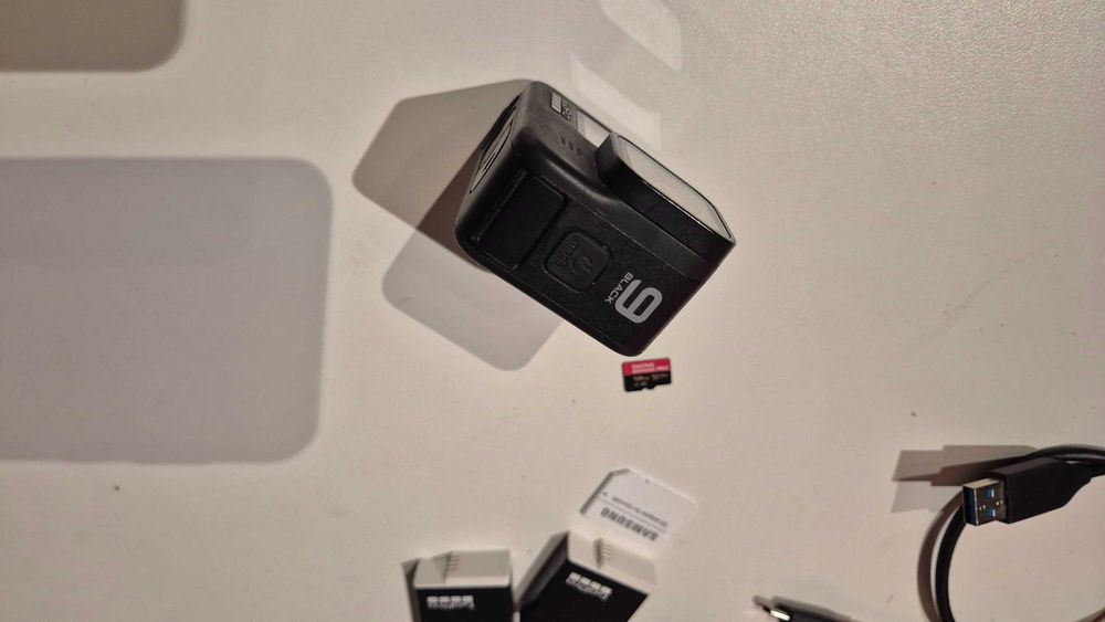 Kamera  Go Pro Hero 9 Black + baterie +karta 64Gb