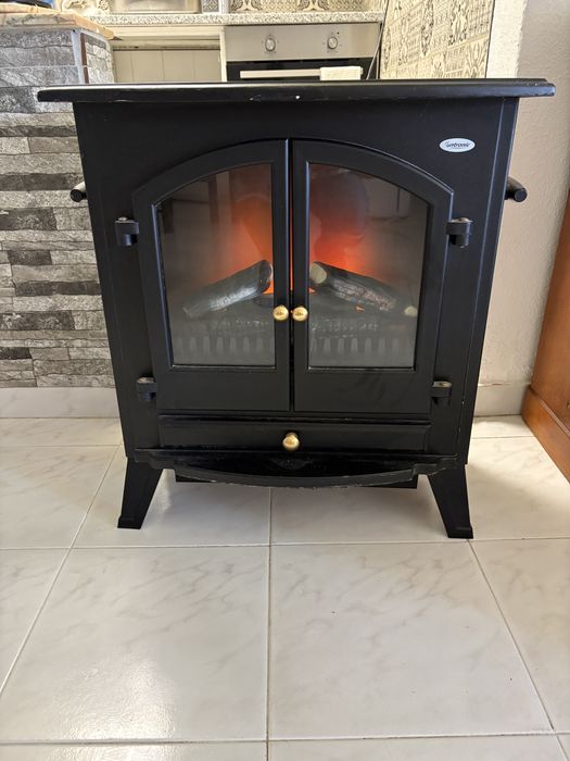 Lareira electrica bonita como nova