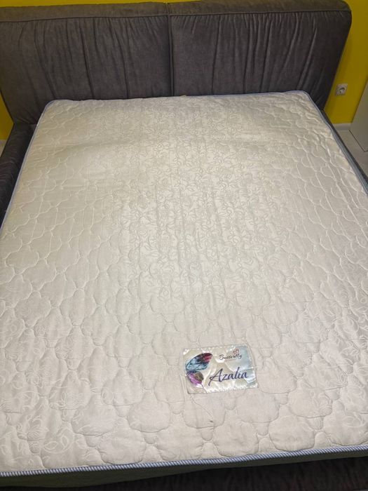 Продам матрац 160/200