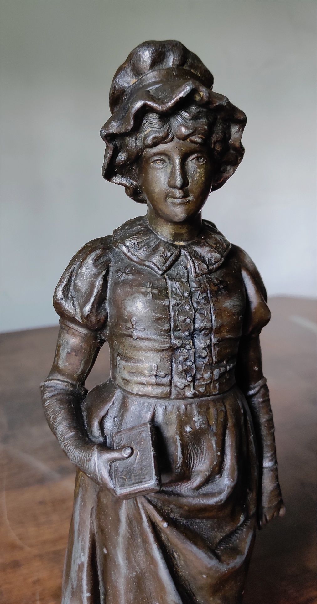 Rzeźba para dziewczyna i chłopak  belle époque 36 cm