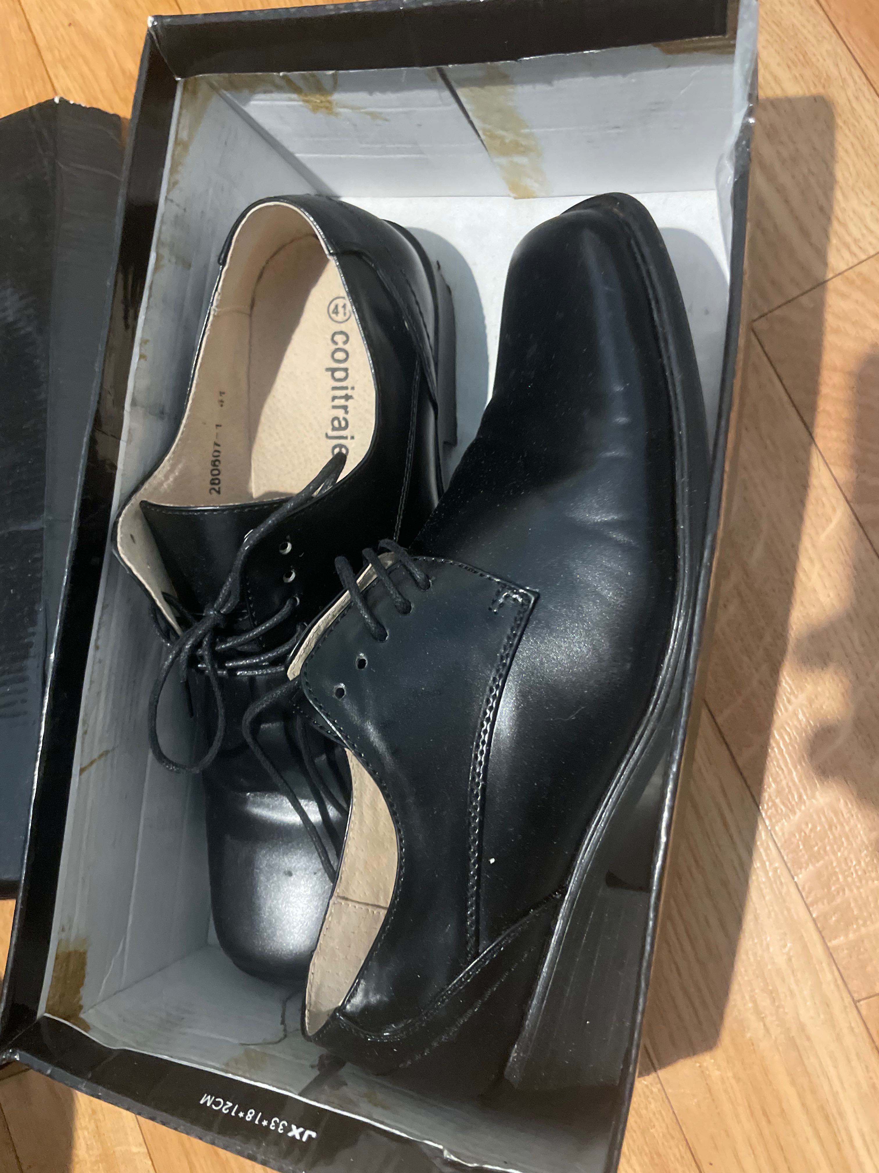 Sapatos traje académico