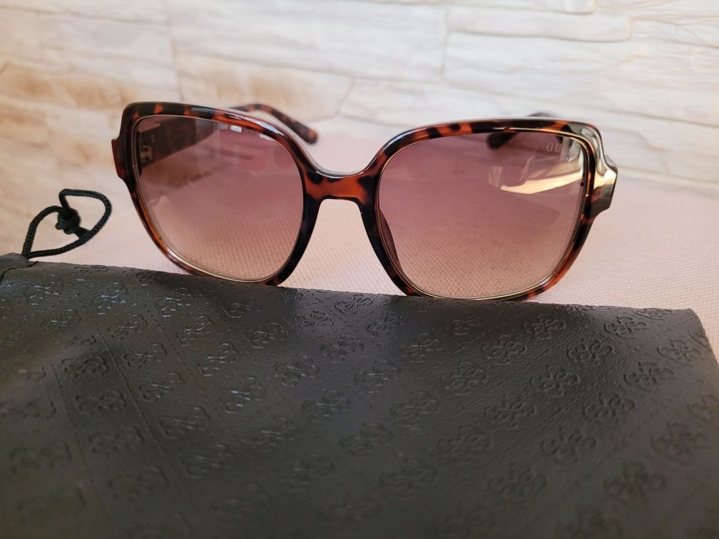 Okulary Przeciwsłoneczne Damskie Guess GF6180 52F