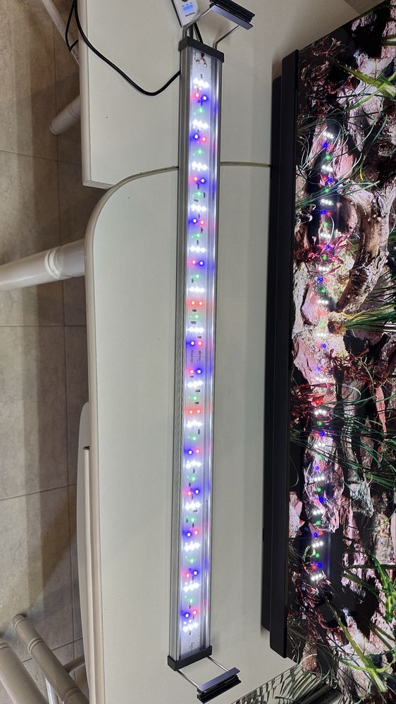 LUMINÁRIA LED TWINSTAR B-LINE 90B - 80 CM A 100 CM