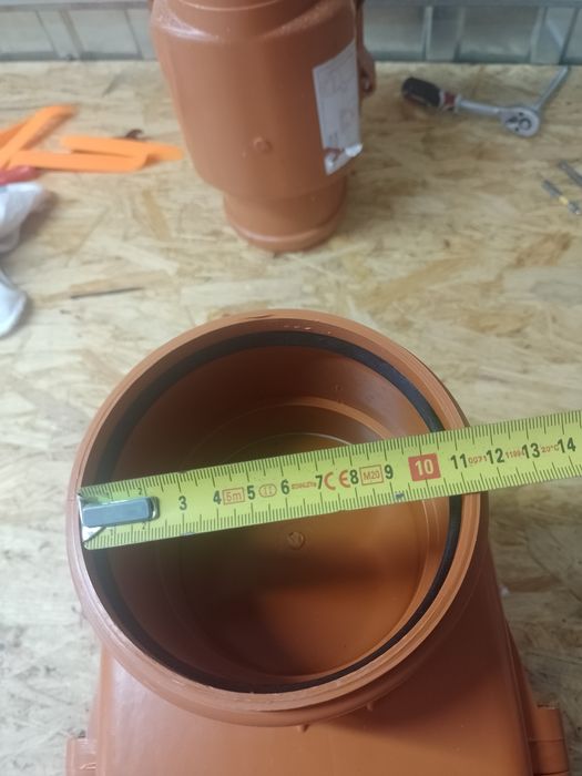 Klapa burzowa kanalizacyjna 110 mm