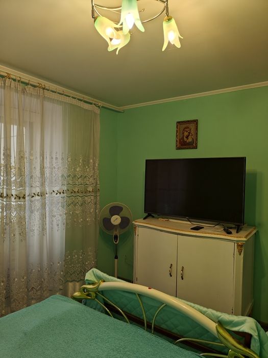 Продаж 3 кімнатна. Район Східний