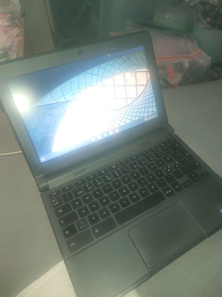 Notebook Dell chromebook 11 z ładowarką