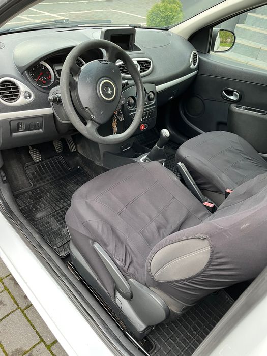 Renault Ciio 2012 r klimatyzacji