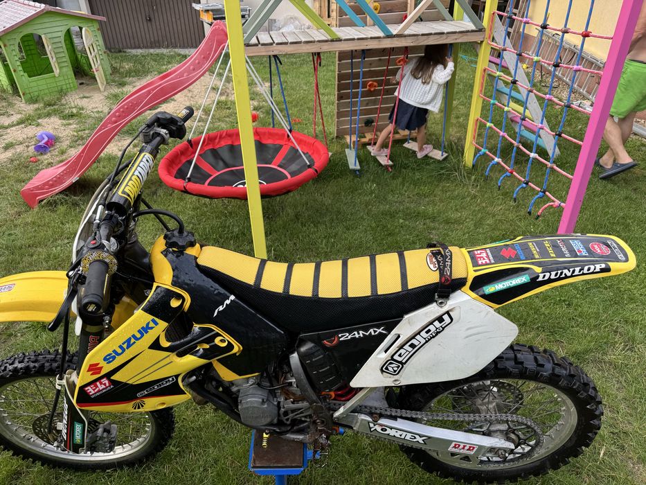 Suzuki rm125 kx cr yz