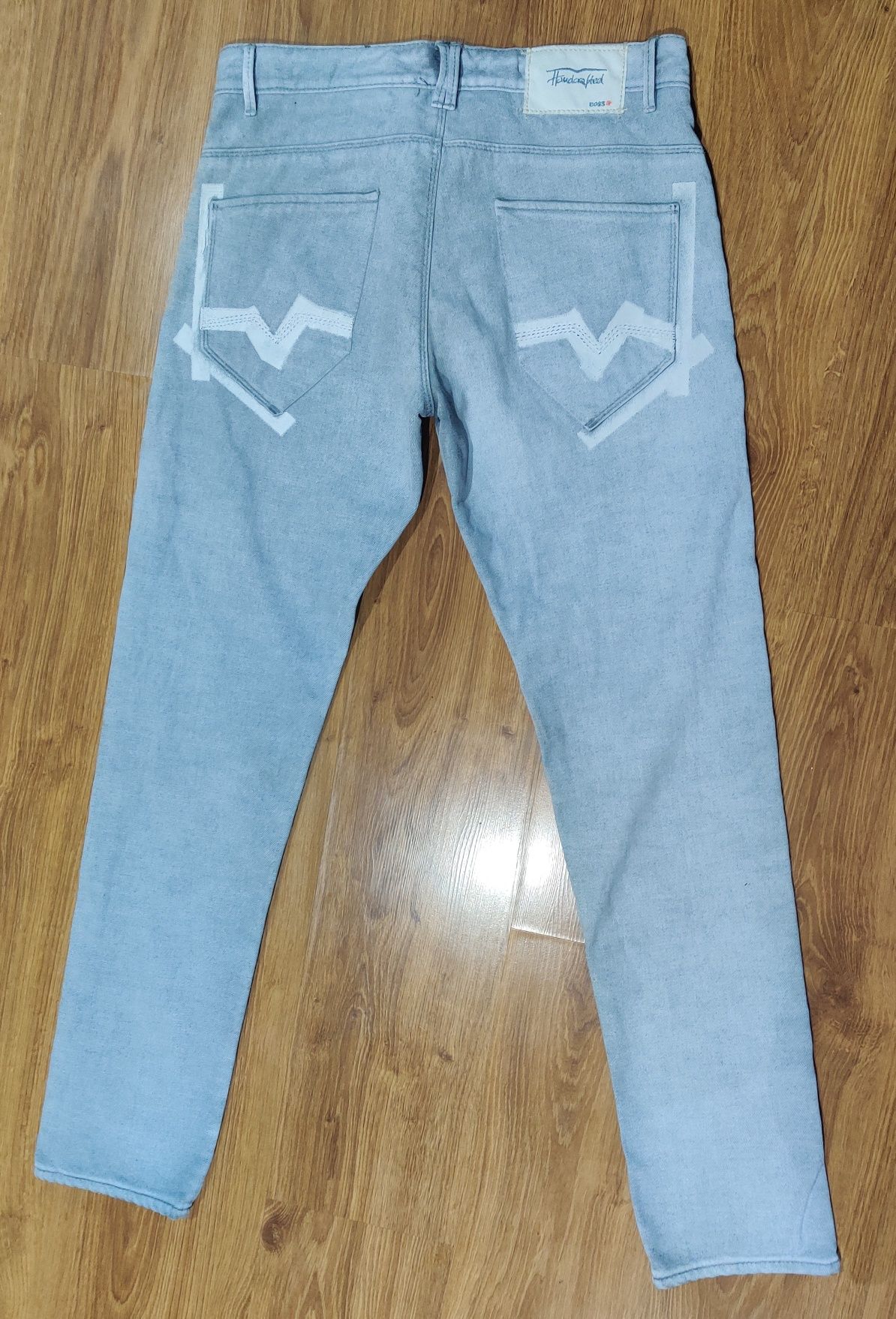 Spodnie męskie jeans jeansy Hugo Boss 33 34 handcrafted szare