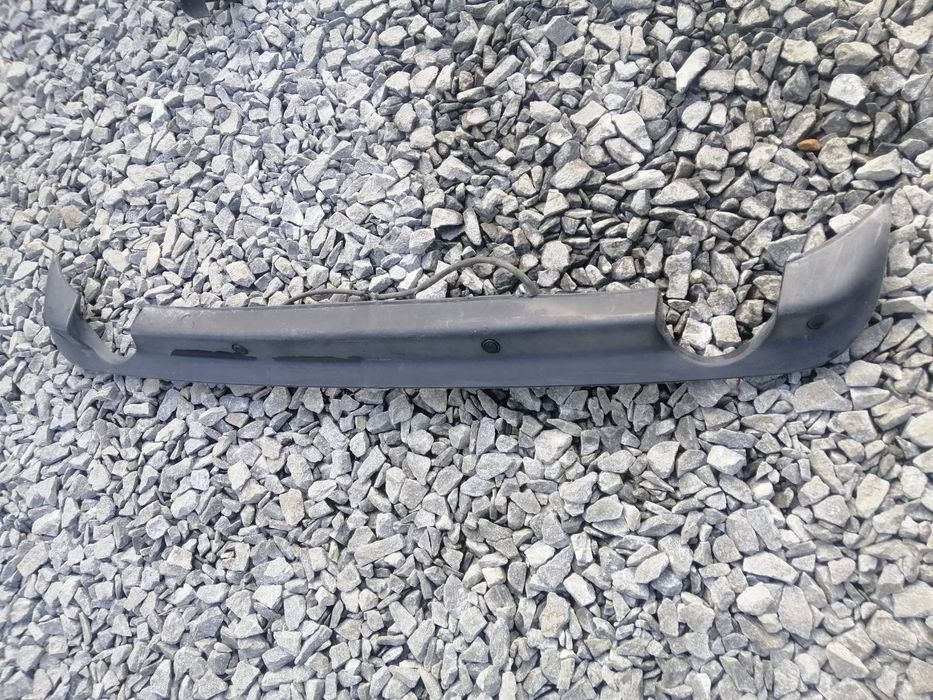 Ауді а6 с5  планка партроніків бампера