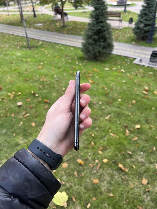 iphone XS 64GB Space Gray