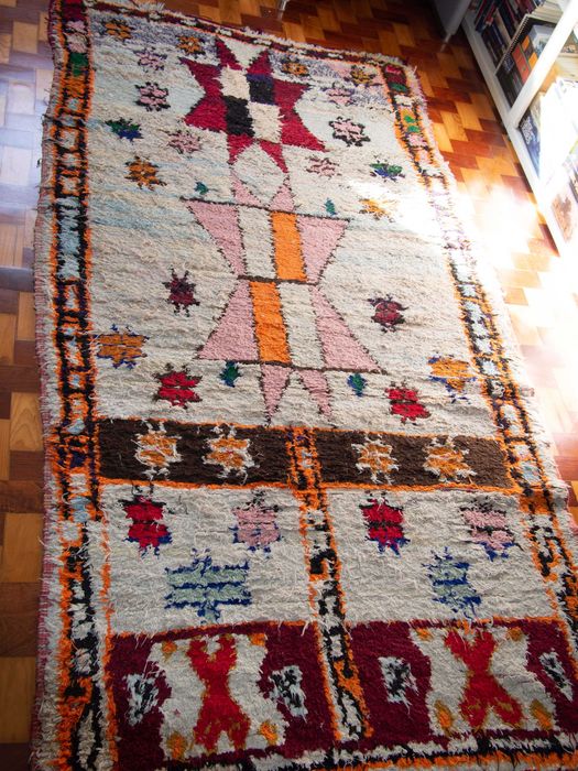 Tapete marroquino Berber Azilal vintage